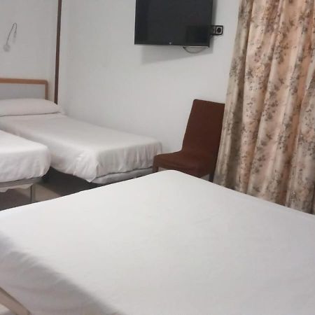 Hostal Lizana 2 우에스카 외부 사진